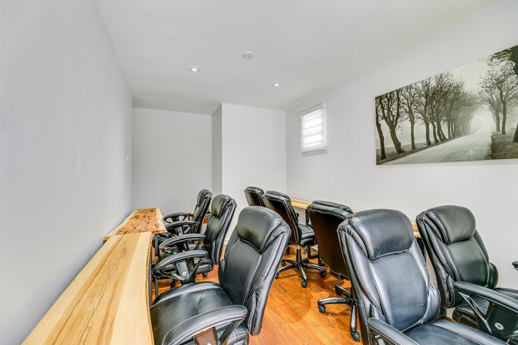 Tranquil Oasis In Lakeview Mississauga Ngoại thất bức ảnh