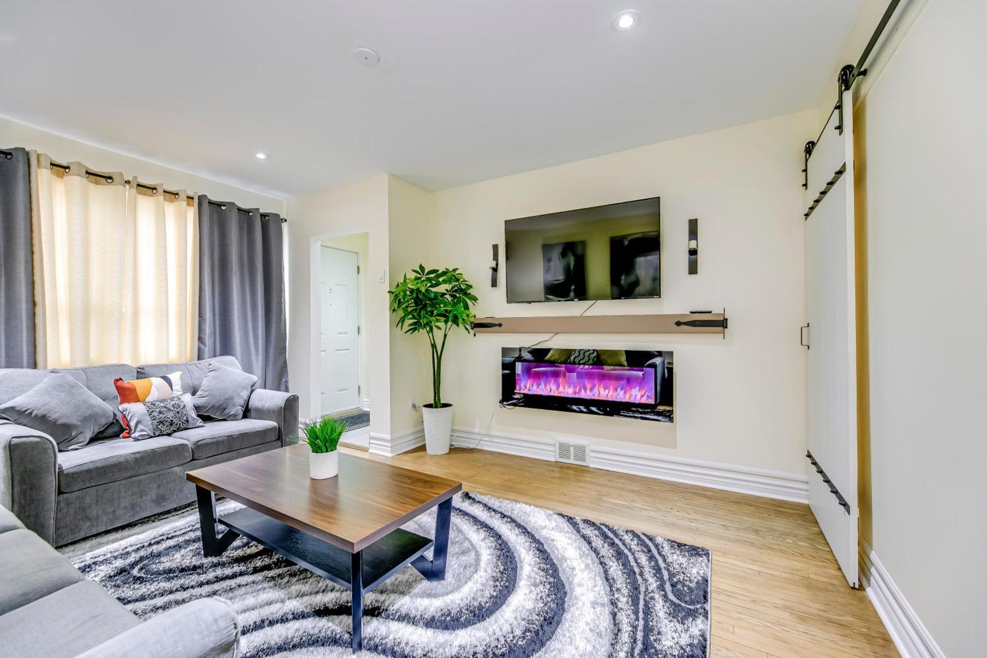 Tranquil Oasis In Lakeview Mississauga Ngoại thất bức ảnh